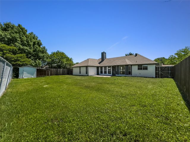 116 Princeton Circle, Forney, TX 75126
