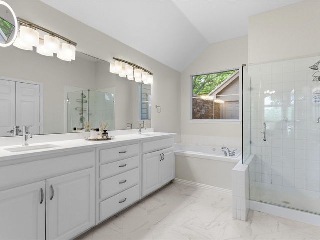 1613 Villa Court, Corinth, TX 76210