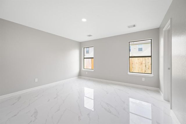 18935 Remington Bend Drive, Houston, TX 77073