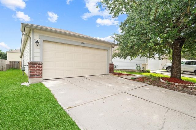 18935 Remington Bend Drive, Houston, TX 77073
