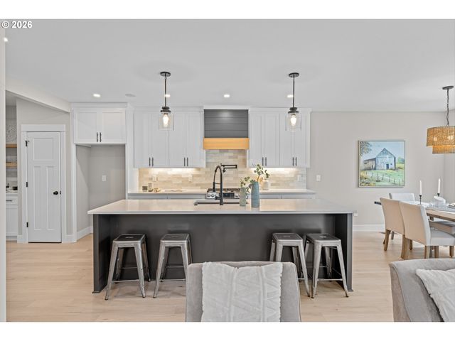 5834 N ATLANTIC Ave, Portland, OR 97217