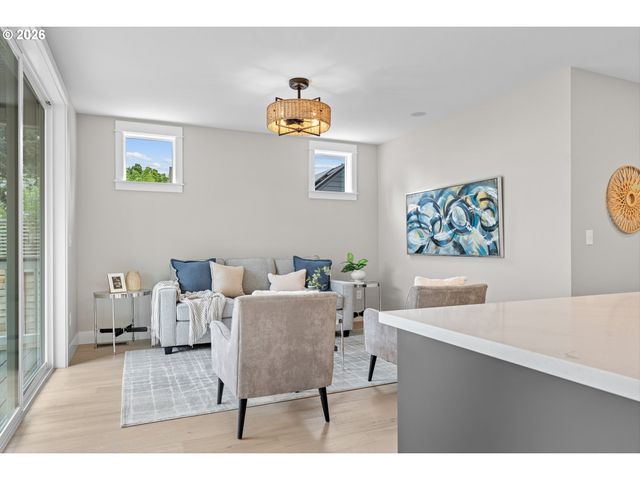 5834 N ATLANTIC Ave, Portland, OR 97217