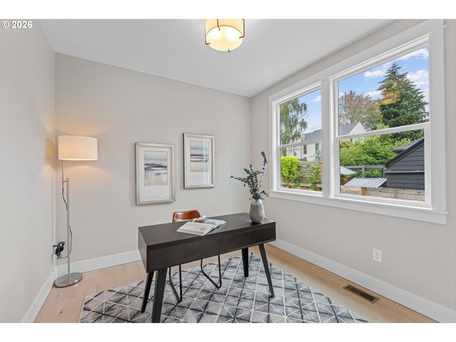 5834 N ATLANTIC Ave, Portland, OR 97217
