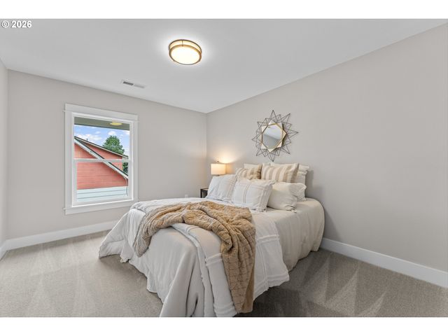 5834 N ATLANTIC Ave, Portland, OR 97217