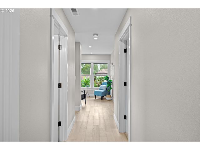 5834 N ATLANTIC Ave, Portland, OR 97217