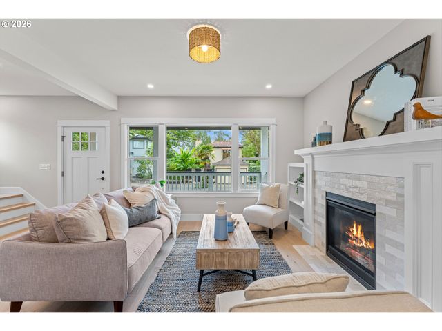 5834 N ATLANTIC Ave, Portland, OR 97217