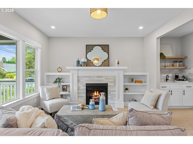5834 N ATLANTIC Ave, Portland, OR 97217