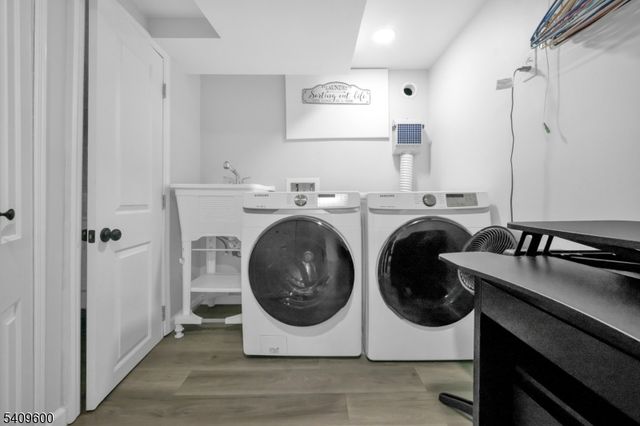 96 Orchard Dr, Clifton City, NJ 07012