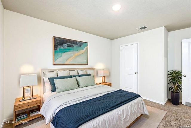 9015 Little Hoss, Converse, TX 78109