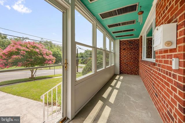 2320 OLSON ST, Temple Hills, MD 20748