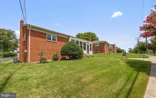 2320 OLSON ST, Temple Hills, MD 20748