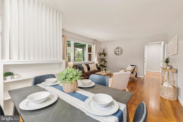 2320 OLSON ST, Temple Hills, MD 20748