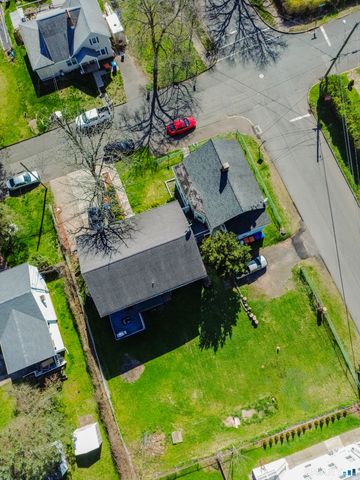 25 Andrews Street, Meriden, CT 06451