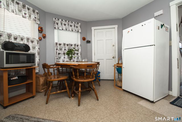 25 Andrews Street, Meriden, CT 06451