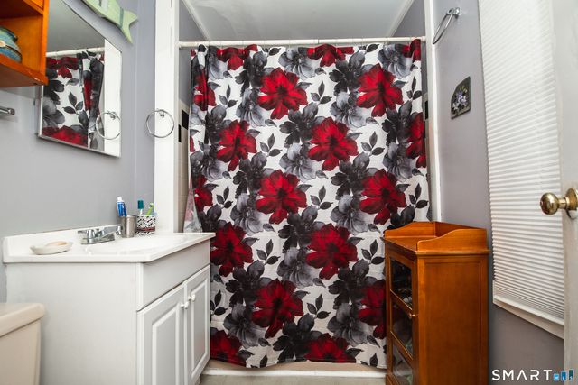 25 Andrews Street, Meriden, CT 06451