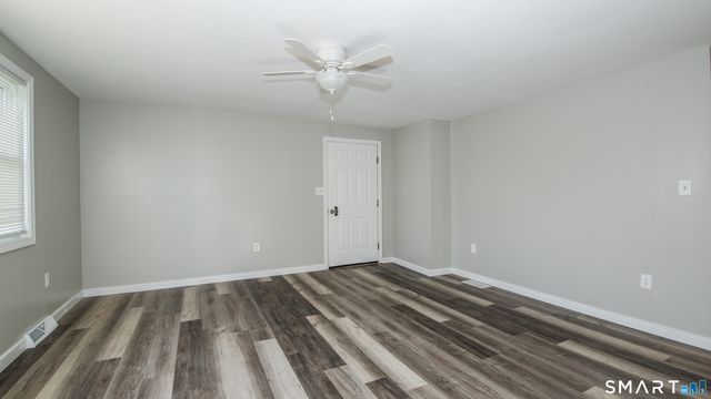 25 Andrews Street, Meriden, CT 06451