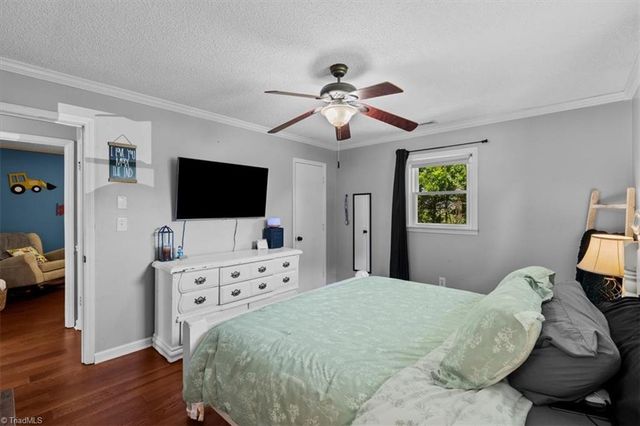 4424 Kingston Court, Thomasville, NC 27360