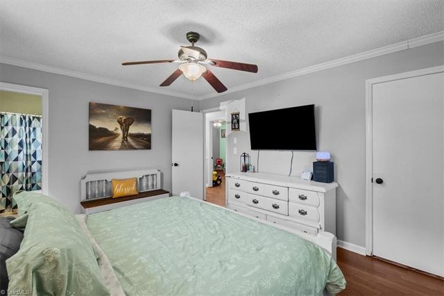 4424 Kingston Court, Thomasville, NC 27360