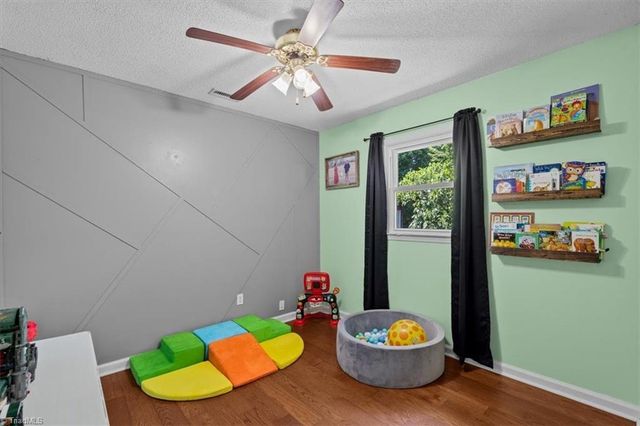 4424 Kingston Court, Thomasville, NC 27360