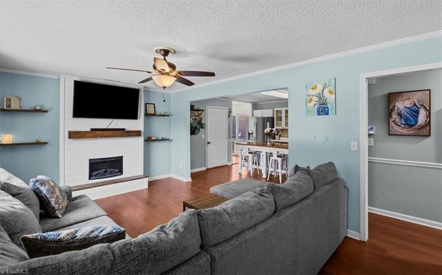 4424 Kingston Court, Thomasville, NC 27360