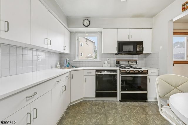 68 Miller St, Saddle Brook Twp., NJ 07663
