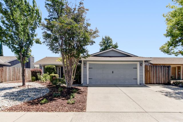 678 Young Way, Roseville, CA 95678