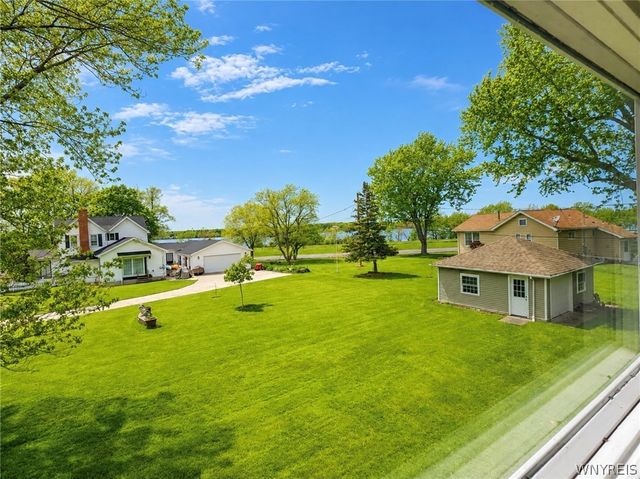 3329 Whitehaven Road, Grand Island, NY 14072