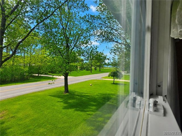 3329 Whitehaven Road, Grand Island, NY 14072