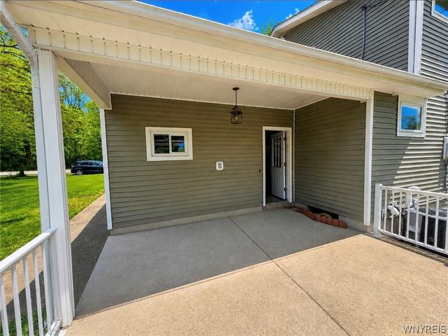 3329 Whitehaven Road, Grand Island, NY 14072