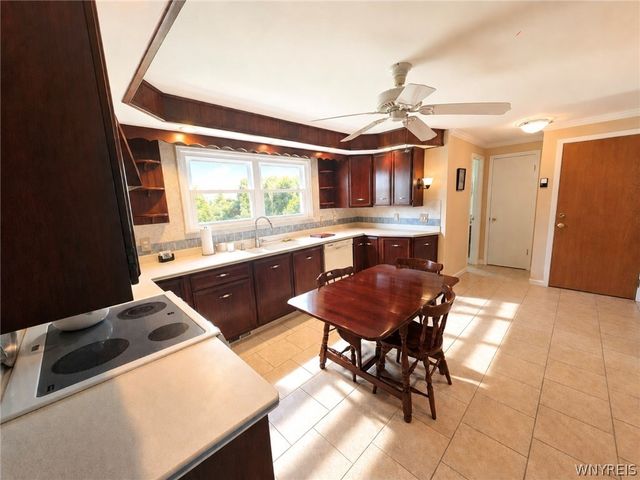 3329 Whitehaven Road, Grand Island, NY 14072