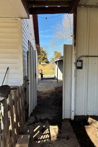 207 E Juniper Lane, Mustang, OK 73064