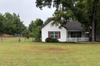 207 E Juniper Lane, Mustang, OK 73064