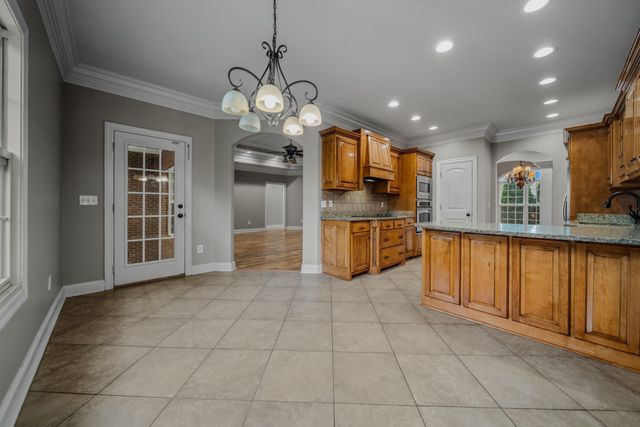200 George Ln, Tullahoma, TN 37388