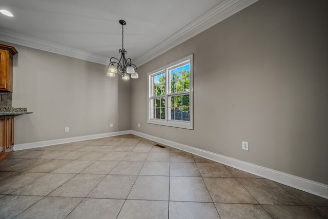 200 George Ln, Tullahoma, TN 37388