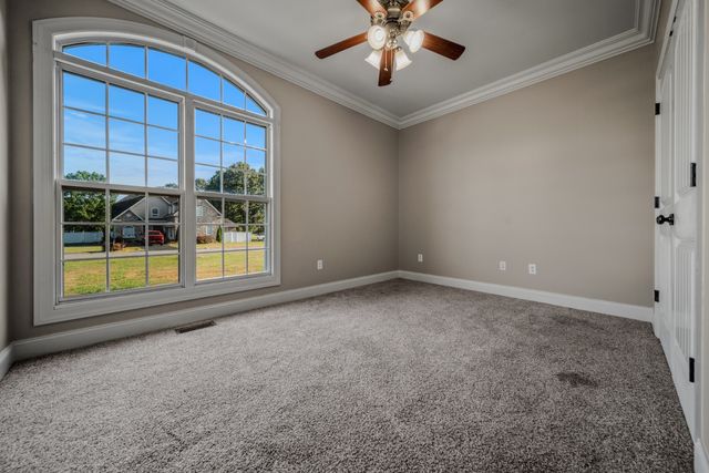 200 George Ln, Tullahoma, TN 37388