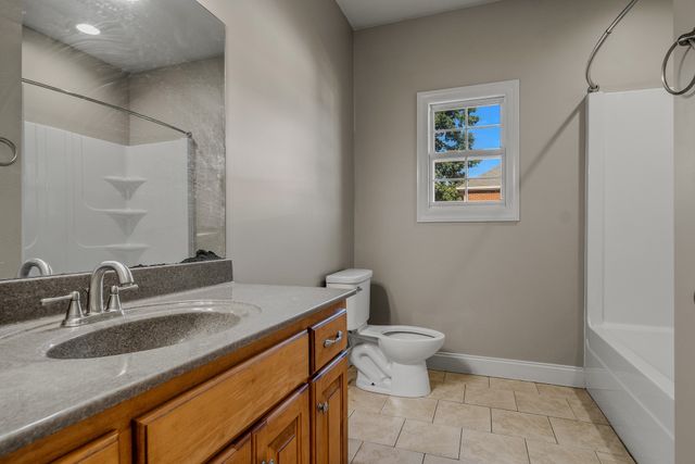 200 George Ln, Tullahoma, TN 37388