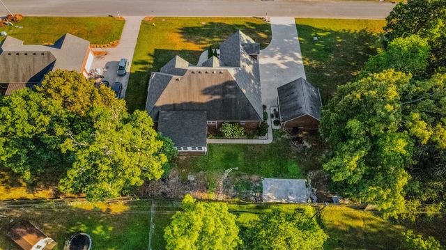 200 George Ln, Tullahoma, TN 37388