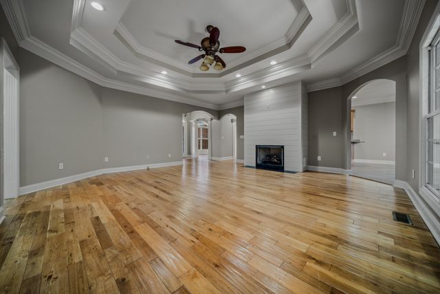 200 George Ln, Tullahoma, TN 37388
