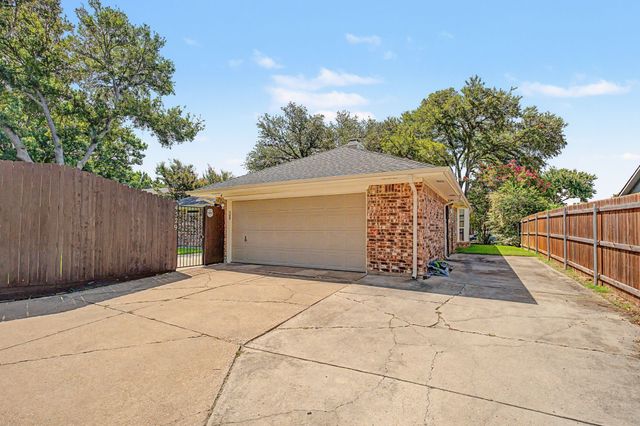 4529 Denver Drive, Plano, TX 75093