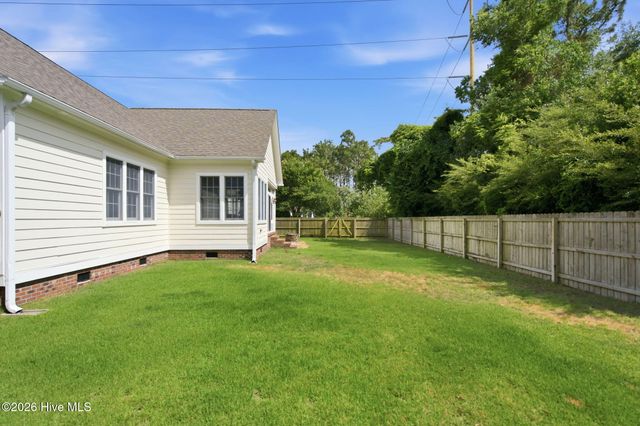 908 Upper Reach Drive, Wilmington, NC 28409