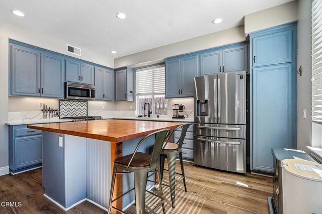 4520 Los Damascos Place, Camarillo, CA 93012
