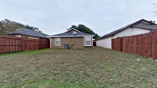 1861 Woodhall Way, Fort Worth, TX 76134