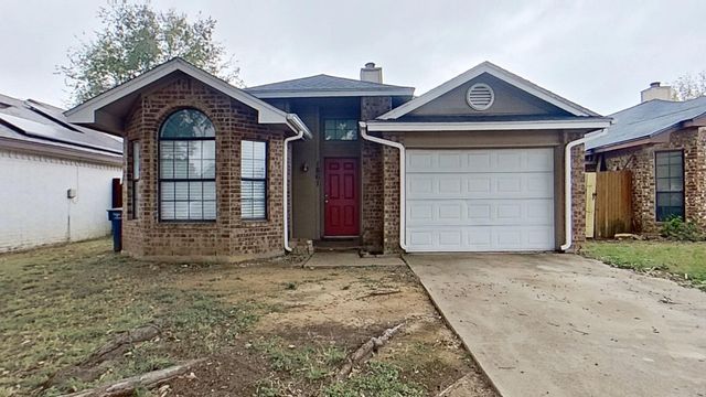 1861 Woodhall Way, Fort Worth, TX 76134