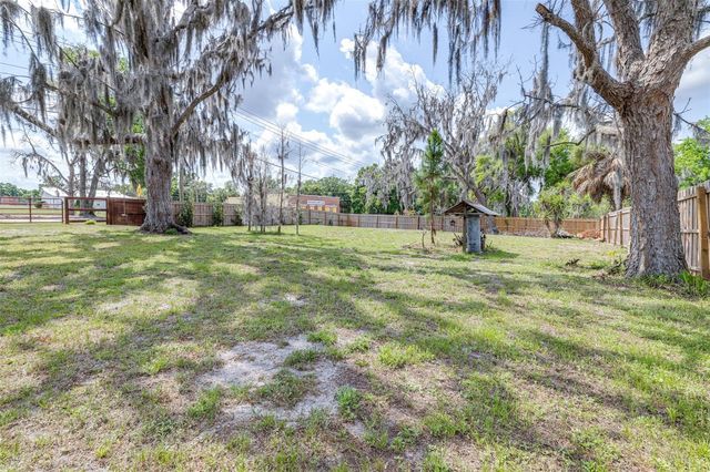 3958 2ND STREET NW, Lakeland, FL 33810