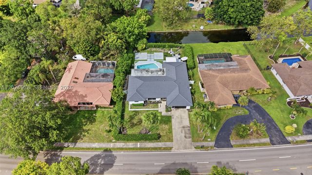 9935 Ramblewood Dr 9935, Coral Springs, FL 33071