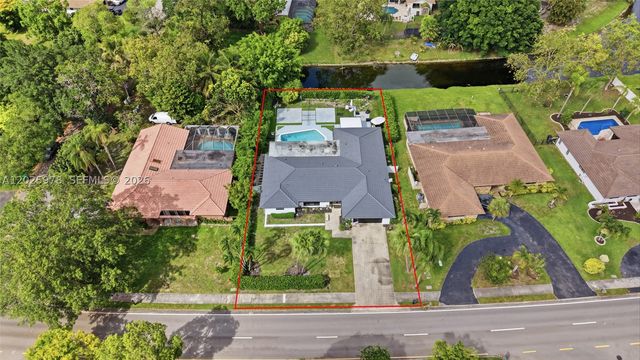 9935 Ramblewood Dr 9935, Coral Springs, FL 33071