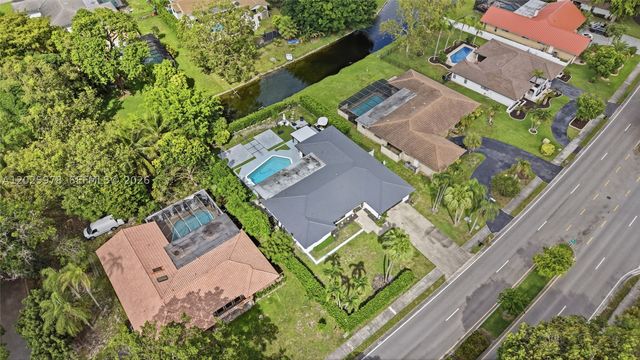 9935 Ramblewood Dr 9935, Coral Springs, FL 33071