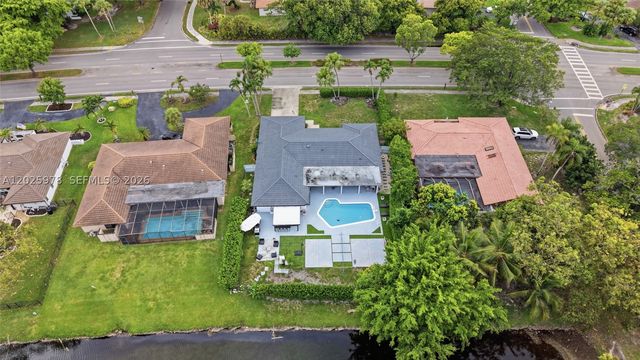 9935 Ramblewood Dr 9935, Coral Springs, FL 33071