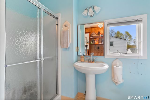 939 Nichols Avenue, Stratford, CT 06614