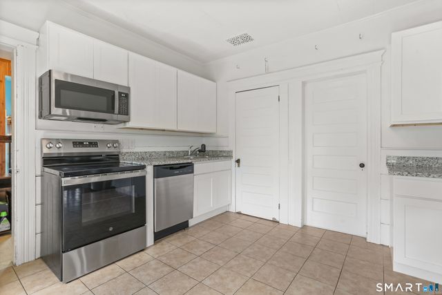 939 Nichols Avenue, Stratford, CT 06614